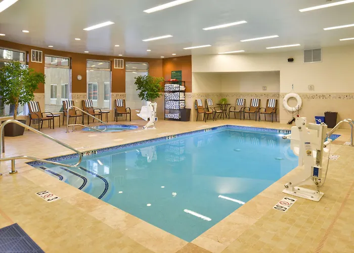 Hilton Garden Hotel 3*