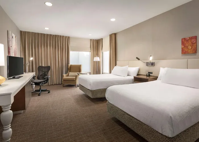 Hilton Garden Hotel 3*